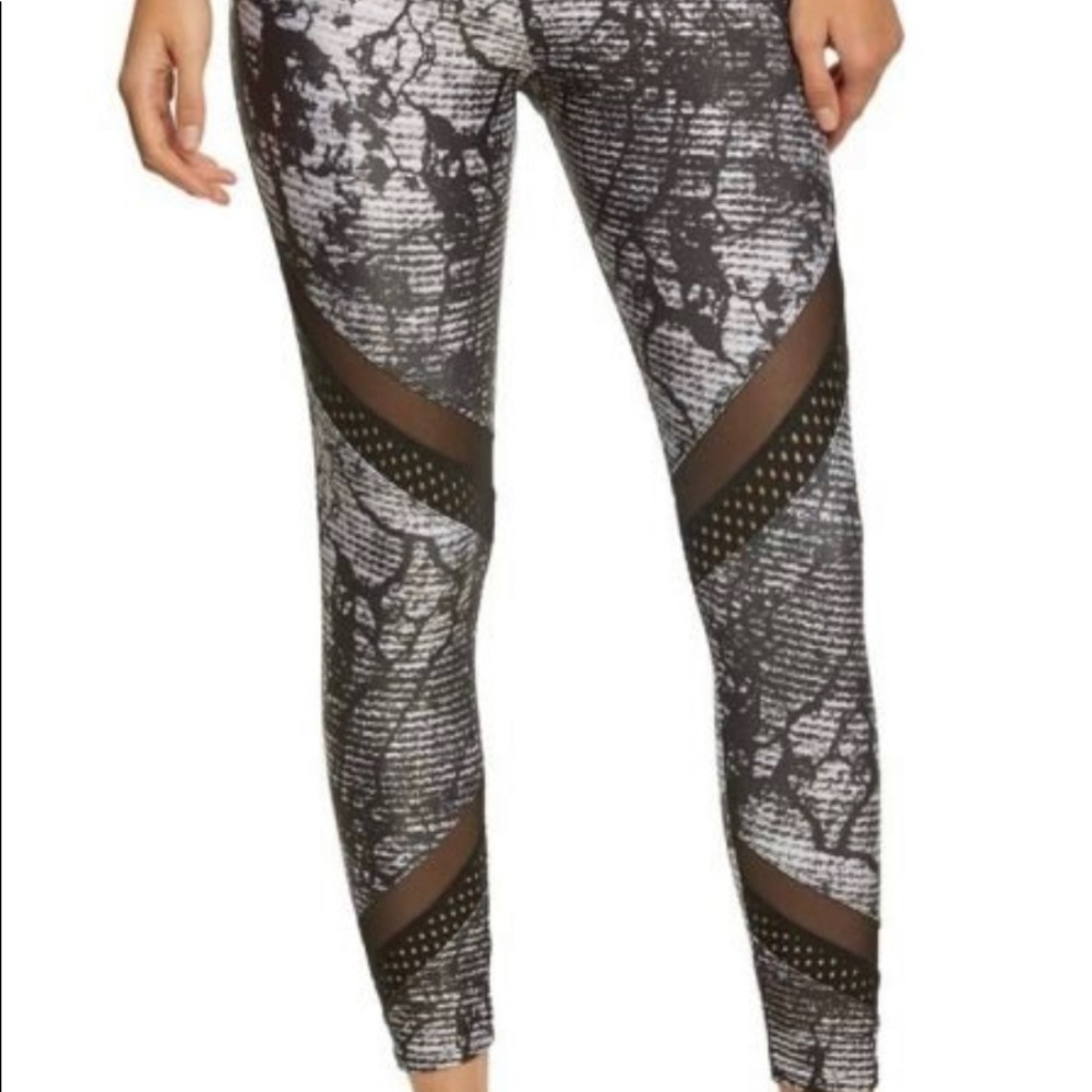 NWOT-ONZIE HIGH WAIST SPORTY MESH LEGGINGS